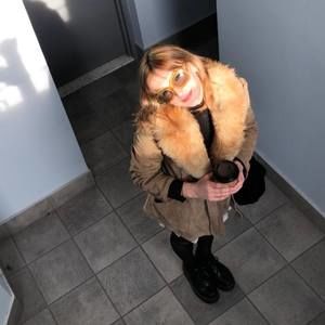 Meet your Posher, Olivia